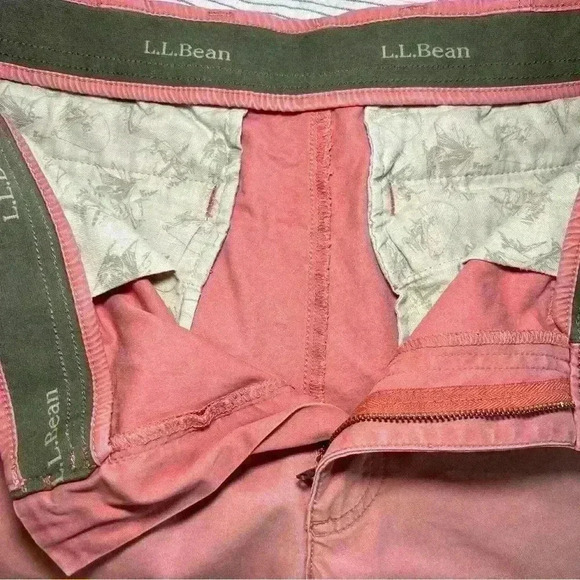 LL Bean Chino Shorts Classic Fit - Picture 5 of 5